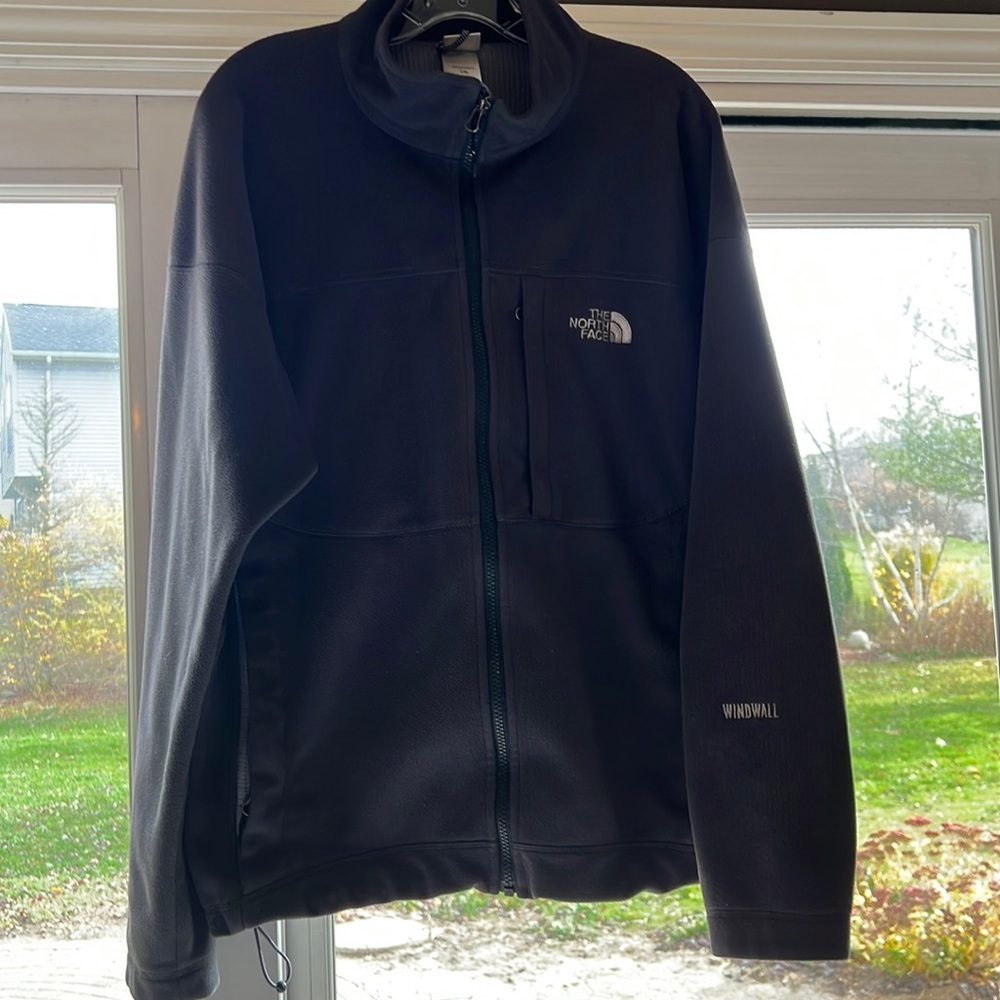 LG Men’s Northface fleece